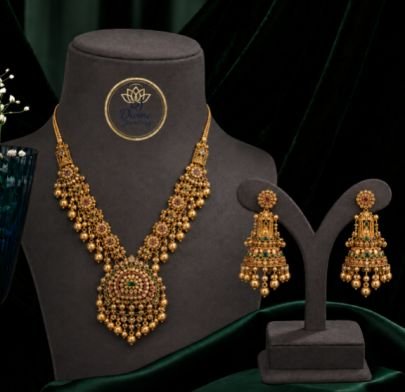 Antique Gold Plated Temple Jewellery Set for Women | Traditional Necklace Set with Green Stones & Matching Jhumka Earrings | Bridal Wedding Ethnic Jew