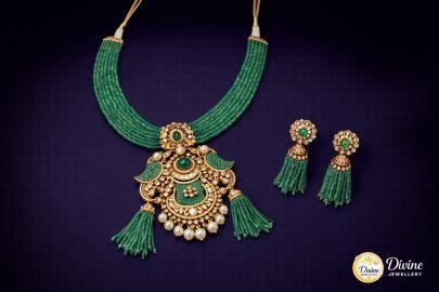 DIVINE Emerald Multi-Strand Victorian Tassel Necklace Set