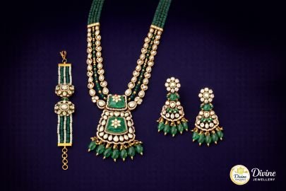 DIVINE Emerald Polki Detachable Necklace Set with Bracelet