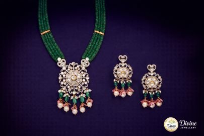 DIVINE Emerald Polki Pendant Necklace Set with Pearl Drops