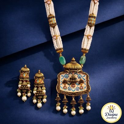 DIVINE Noor-E-Meenakari Pearl Heritage Necklace Set
