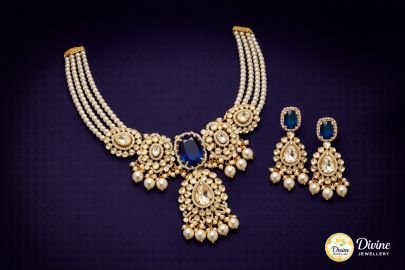 DIVINE Pearl & Blue Stone Royal Choker Set