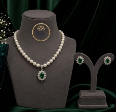Divine Elegant Pearl Necklace Set for Women with Emerald Green Pendant & Matching Stud Earrings | Luxury Bridal, Wedding, Party & Festive Jewelry Gift