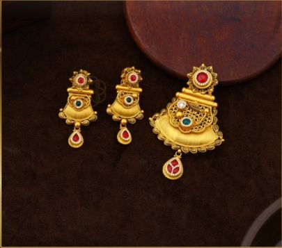 Divine Jewellery 92.5 Silver Gold Plated Temple Pendant Set with Kundan Stones & Antique Traditional Design (Pendant with Earrings)