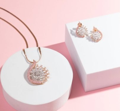 Divine Jewellery Elegant Crystal Bloom Designer Pendant Necklace Set with Rose Gold Crescent Frame
