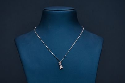 Divine Jewellery Elegant Leaf Drop Pendant Necklace