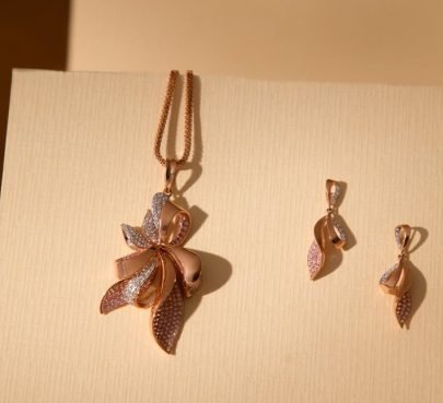 Divine Jewellery Elegant Petal Bloom Designer Pendant Necklace Set with Rose Gold Finish