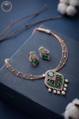 Divine Jewellery Emerald Majesty Pearl Drop Rose Gold Necklace Set