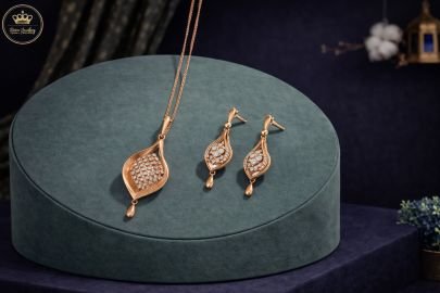 Divine Jewellery Rose Gold Leaf Crystal Pendant Necklace Set with Drop Earrings