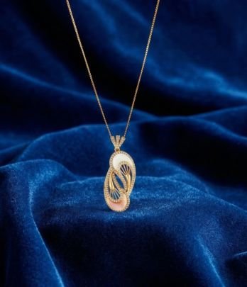 Elegant Mother of Pearl Designer Pendant Necklace – 92.5 Silver Gold Plated Jewellery