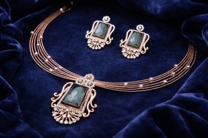 Emerald Statement Pendant Necklace Set – 92.5 Silver Rose Gold Plated Multi-Strand Jewellery