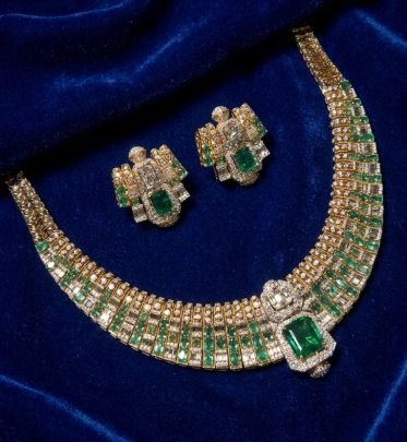 Luxury Emerald Statement Necklace Set – 92.5 Silver Gold Plated Designer Bridal Jewellery
