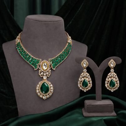Luxury Green Stone Choker Necklace Set with Kundan & Teardrop Pendant – 92.5 Silver Gold Plated Jewellery | Divine Jewellery