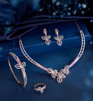 Reception Special Leaf pattern Pink Diamond Necklace