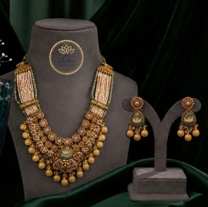 Traditional Temple Jewelry Necklace Set with Earrings for Women